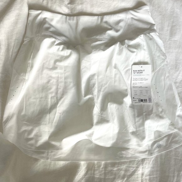 NWT Athleta Run With It Skort - Picture 1 of 3